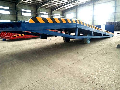 移動式液壓登車橋